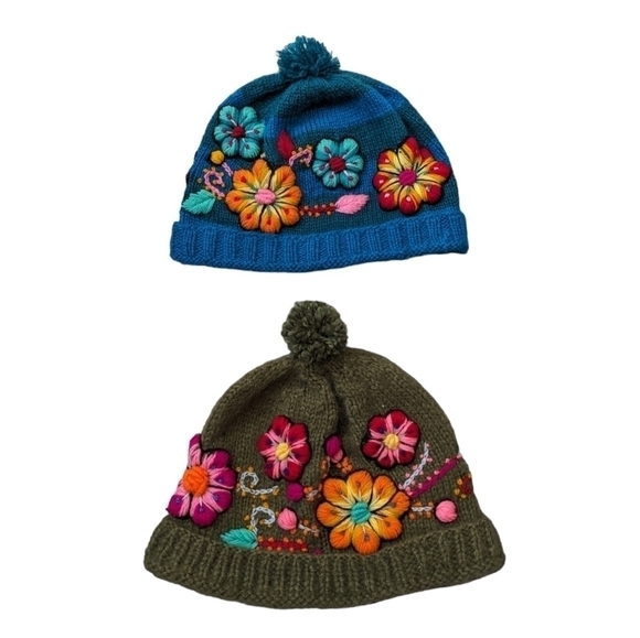 Beautiful Chullo Handmade flower multicolor design/ Boho style - Picture 8 of 8